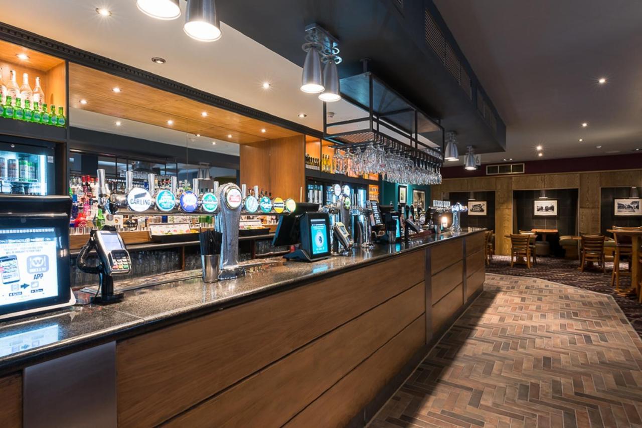 Admiral Of The Humber Wetherspoon Kingston upon Hull Exteriör bild